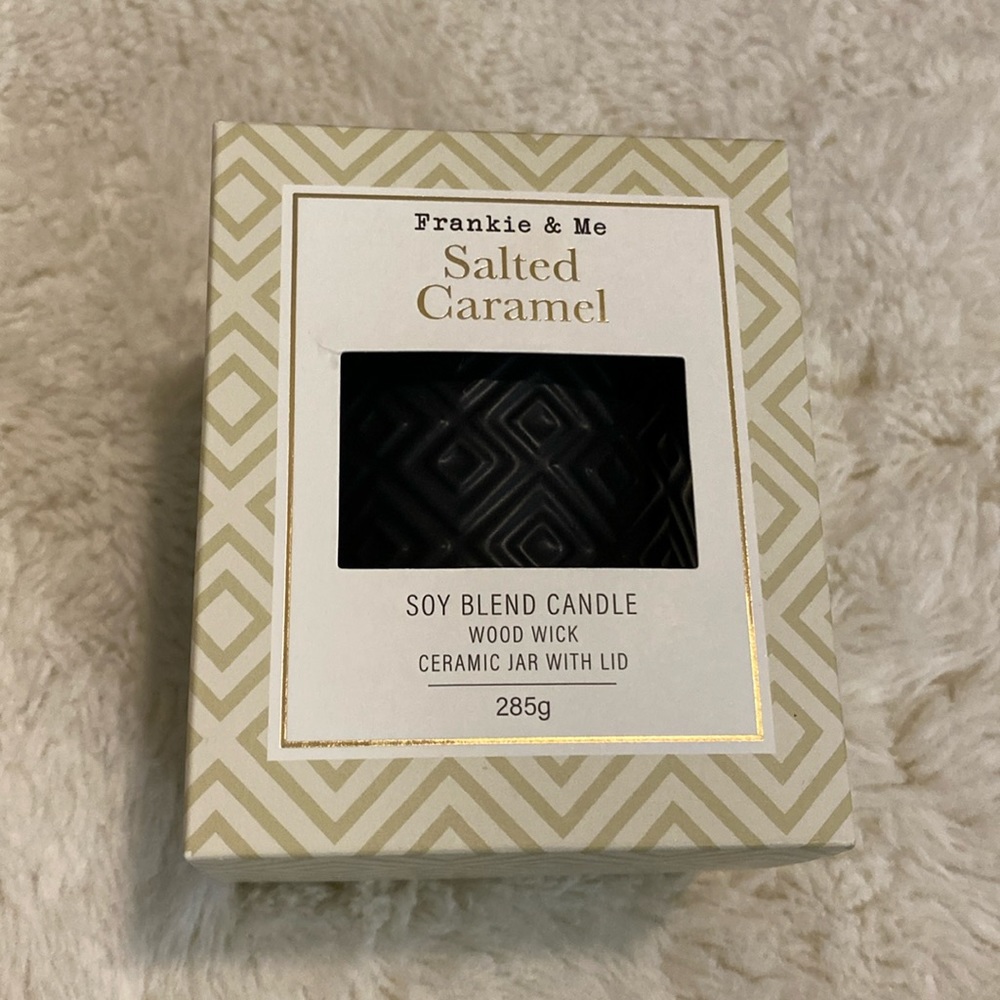 ❤️ Frankie & Me Salted Caramel Soy Blend Wood Wick Ceramic Jar Candle New